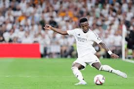 28圈：体育官宣：武磊重返上海海港俱乐部